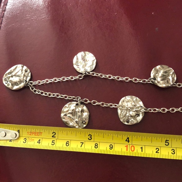 Park Lane medallion necklace - Picture 3 of 4